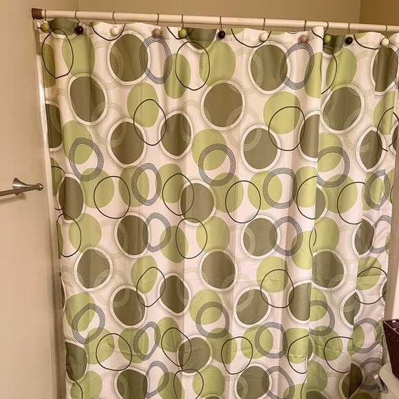 Green Circle Pattern Shower Curtain - Picture 1 of 8